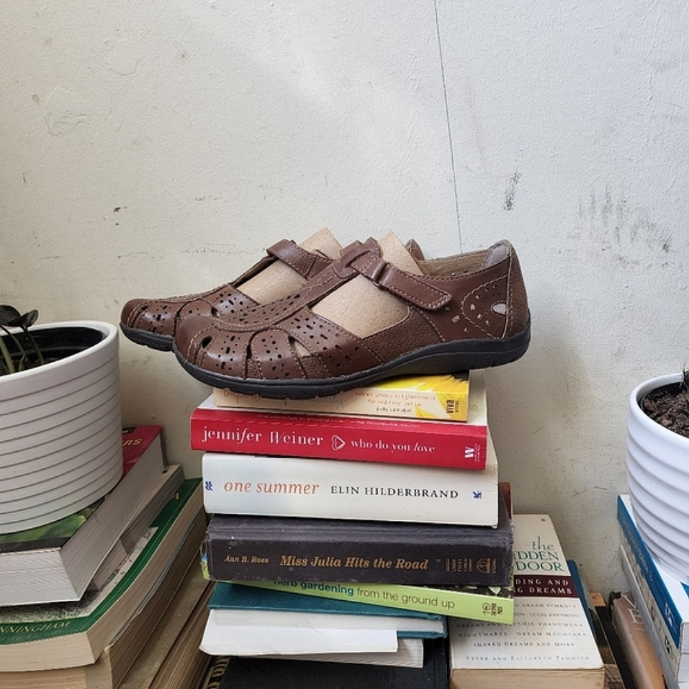 Earth Origins Shoes